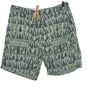 Patagonia Wavefarer Board Shorts Mens 32 Green Tiki Geometric Print Unlined